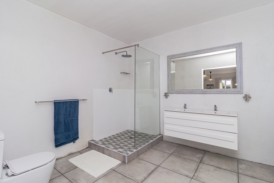 3 Bedroom Property for Sale in Grotto Bay Western Cape